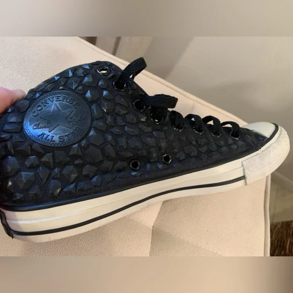 Converse Women’s Black Textured High-Top Sneakers - Picture 1 of 5